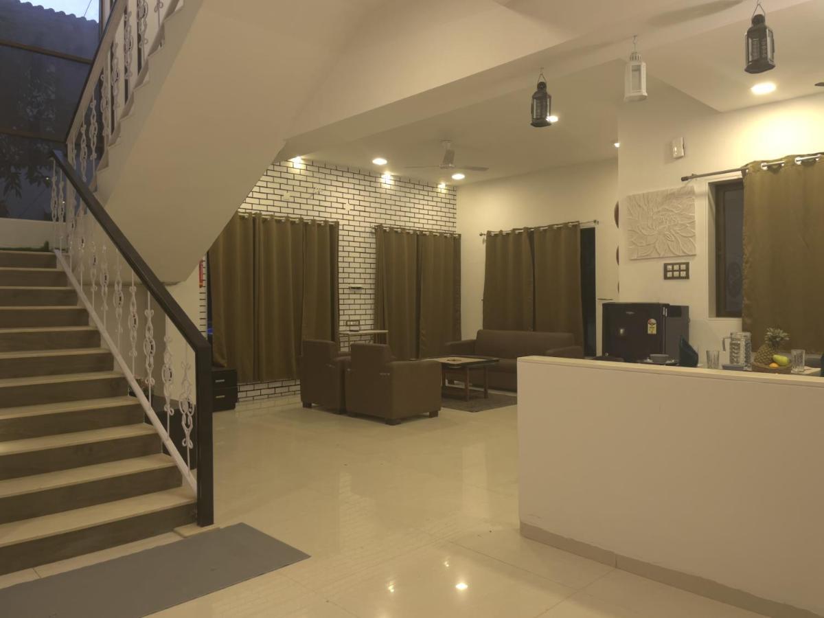 Eko Stay- Tropicana Villa Lonavala Exterior photo